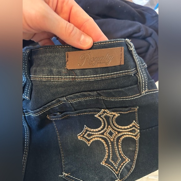 Royalty stretchy Denim Bermuda Shorts with Embroidered Pockets - Picture 5 of 5